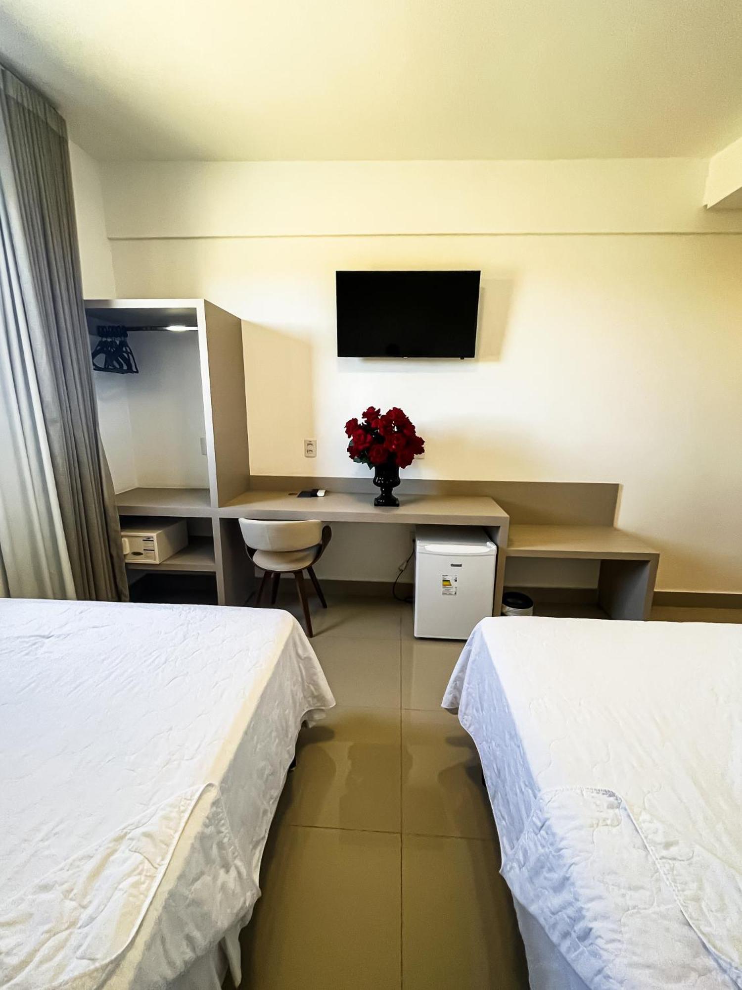 Liguori Hotel ตรินดาเจอ ภายนอก รูปภาพ