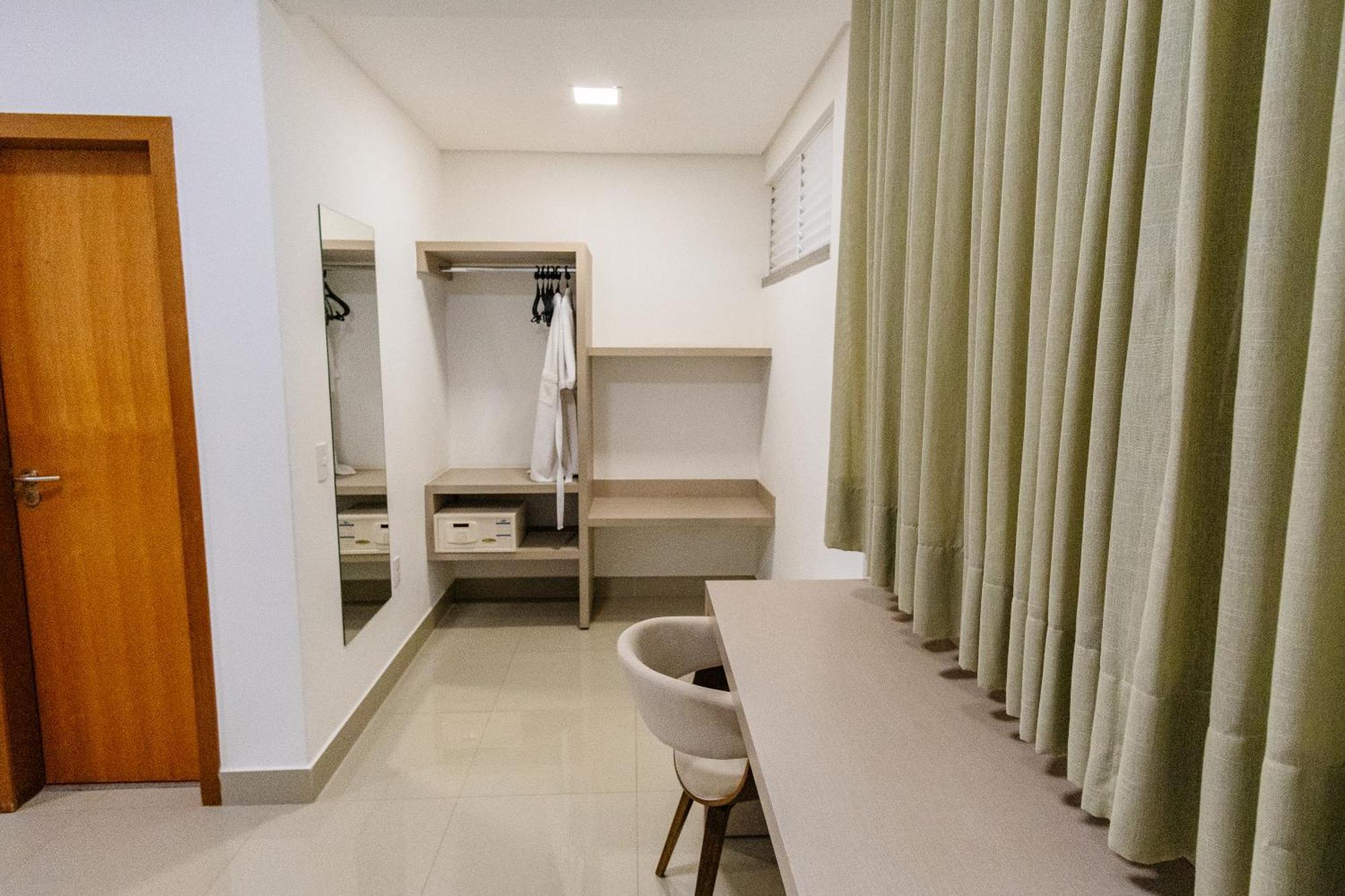 Liguori Hotel ตรินดาเจอ ภายนอก รูปภาพ
